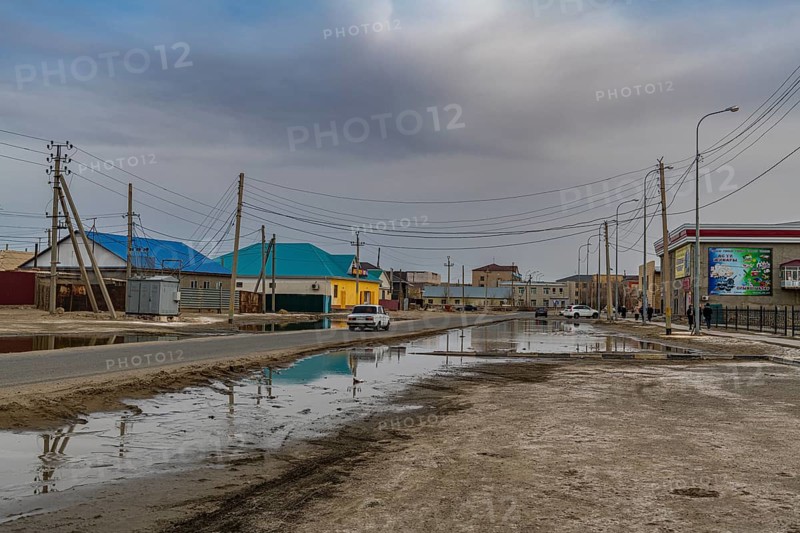 Run down streets in Aralsk