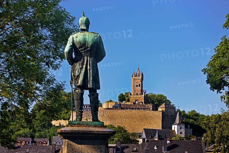 The Bismarck statue and the Wilhelm Tower above the town of Dillenburg