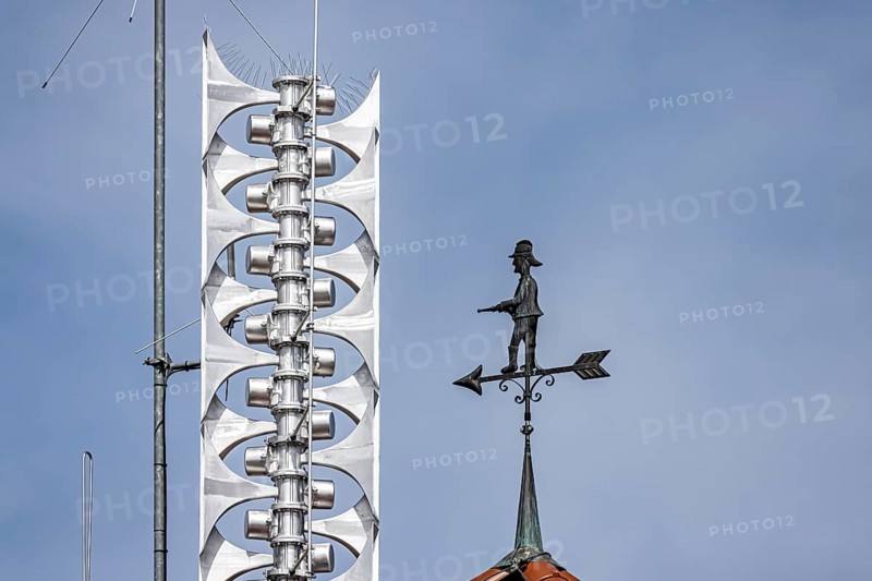 Electronic siren