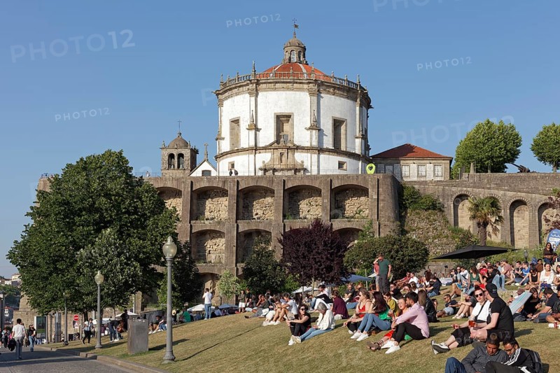Park Jardim do Morro with view of Serra da Pilar
