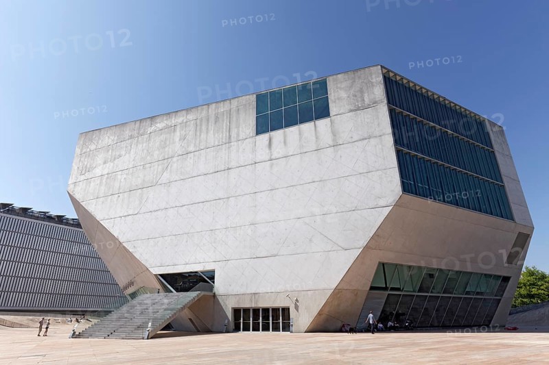 Futuristic concert house Casa da Musica