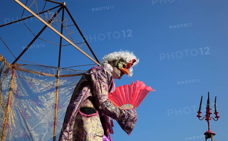 Imaginative representations at the street parade in Menton