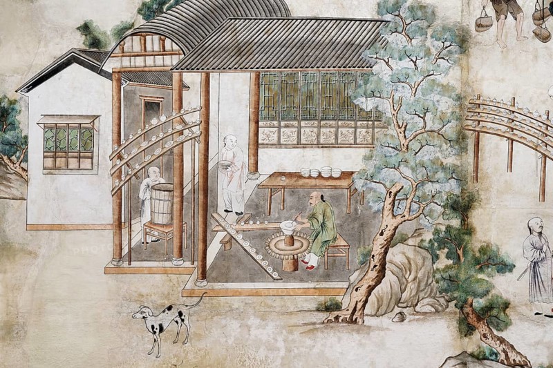 Chinese making porcelain