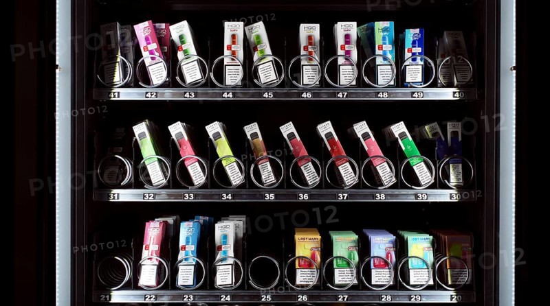 Vending machine for e-cigarettes