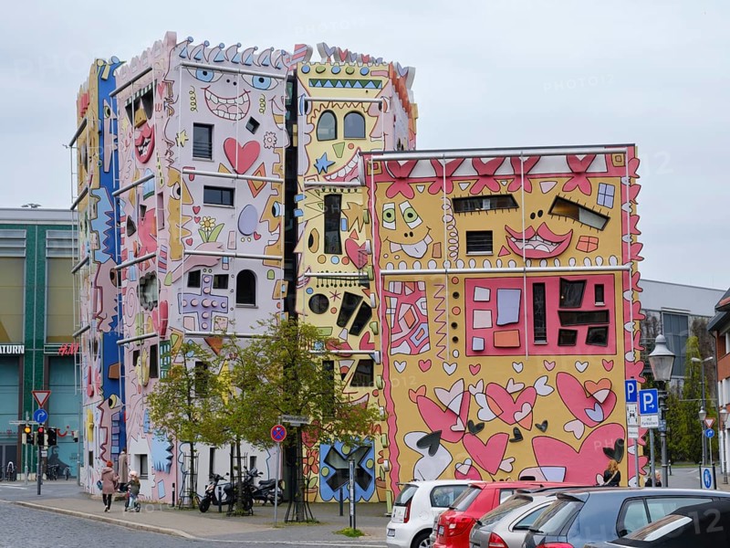 Happy Rizzi House