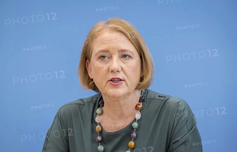 Presentation of the Children's Report 2023 of the German Children's Fund at the Federal Press Conference by Lisa Paus