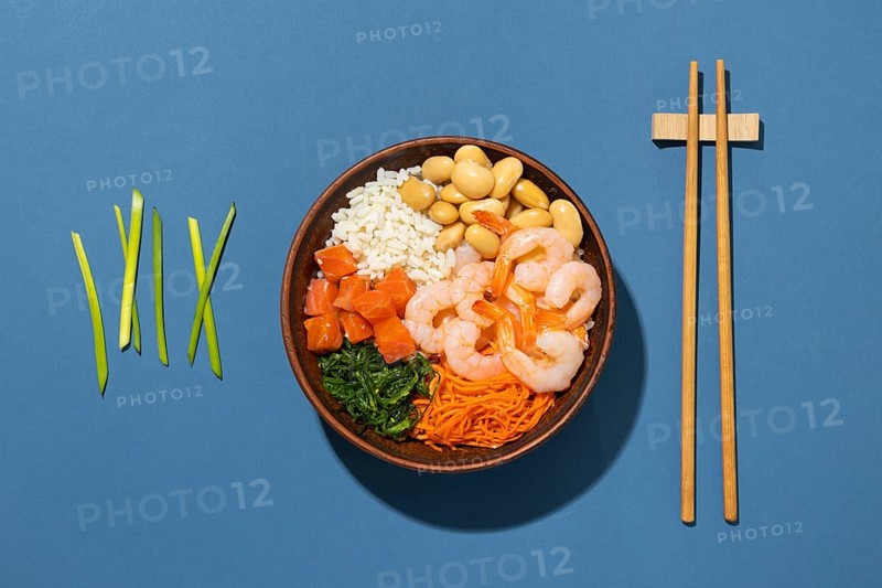 Arrangement hawaiian poke bowl