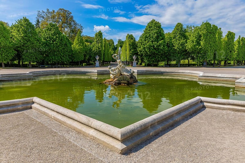 Fountain in Schoenbrunn Palace Park
