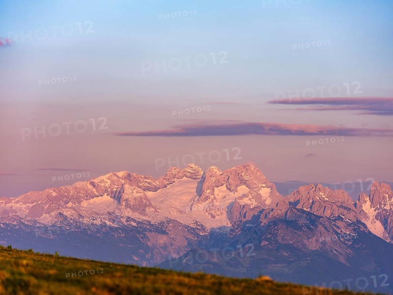 Glaciated massif of the Hohes Dachstein in the evening light