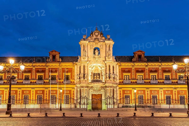 San Telmo Palace at dusk