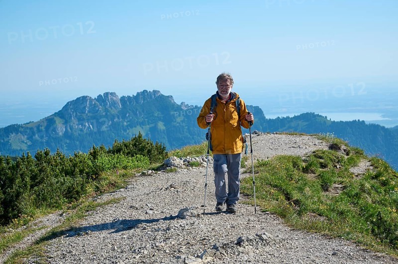 Hikers on the Geigelstein