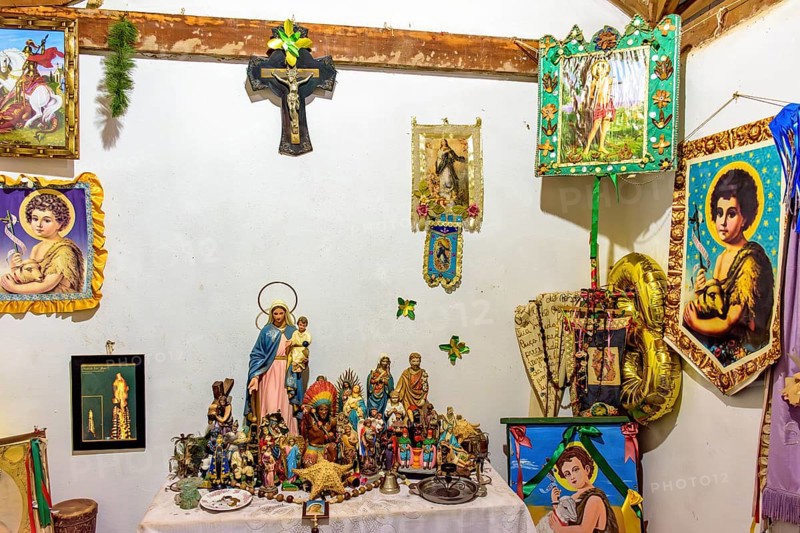 Altar with several images of saints