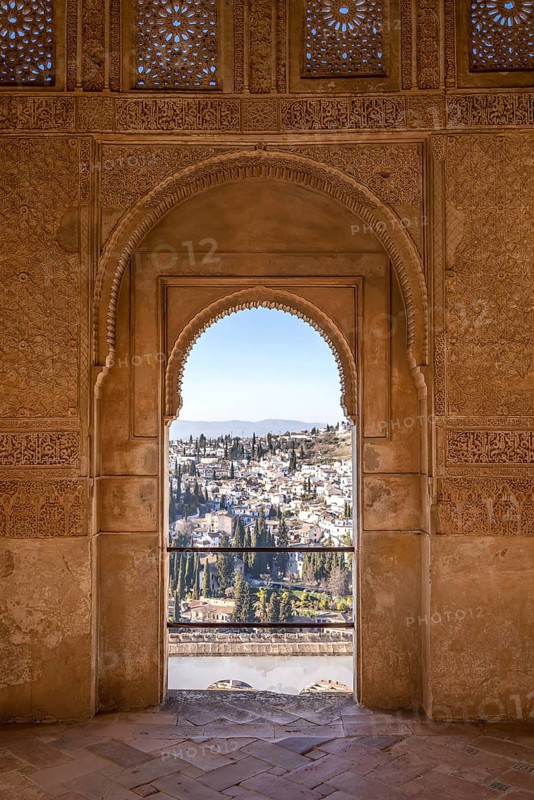 Palacio de Generalife window overlooking Granada