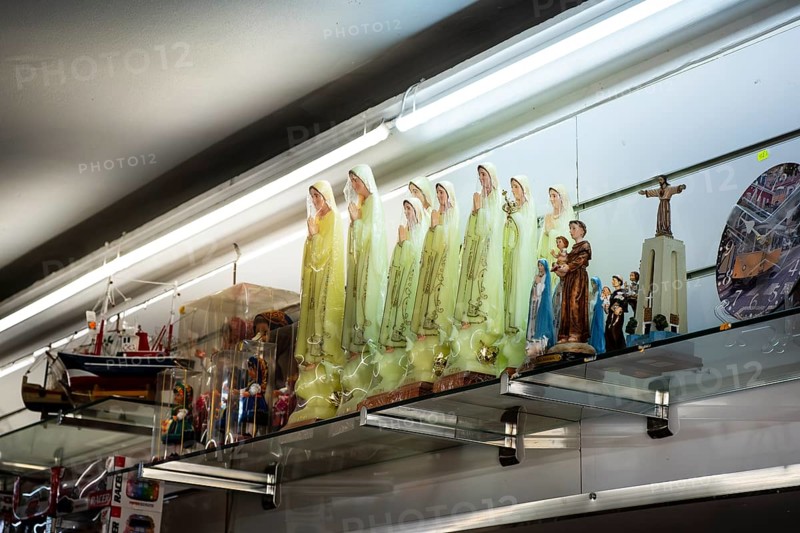 Figures of the Virgin Mary in a souvenir shop in Lisbon