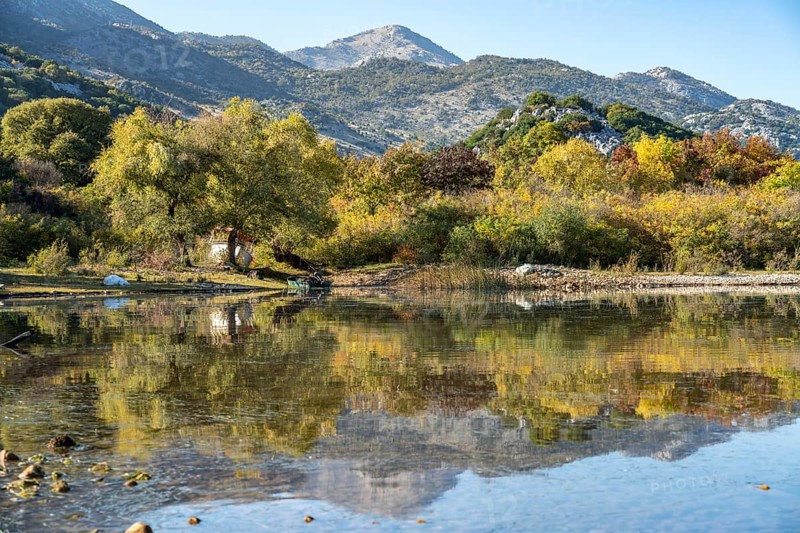 Lake Scutari near the village of Donji Murici