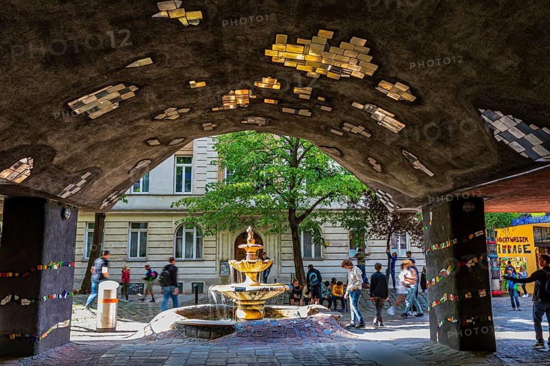 Vaults and fountain in the evening light