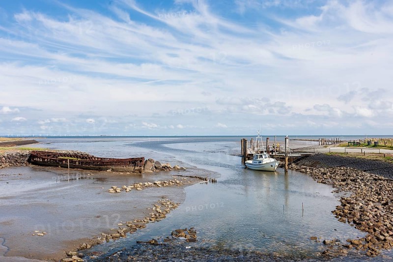 Boat at a jetty on Hallig Langeness