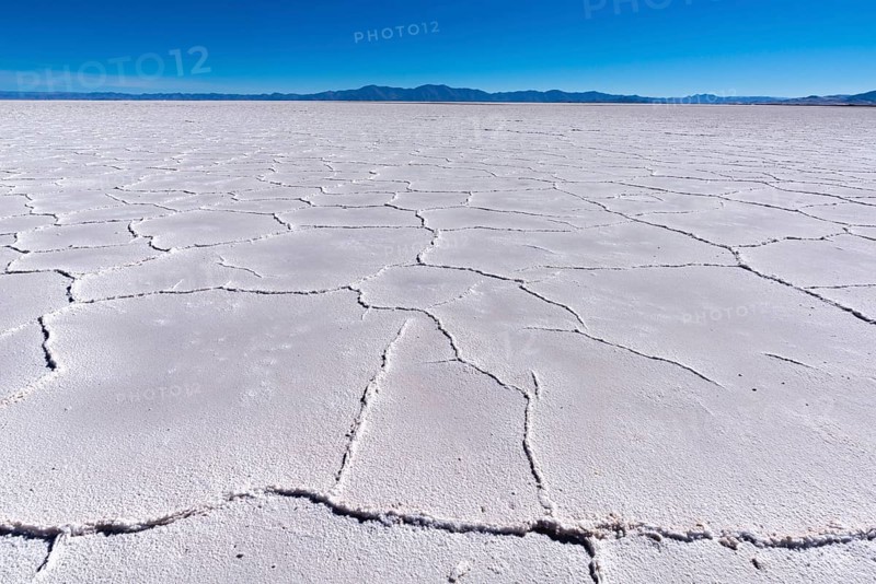 800 sq km salt desert Salinas Grandes