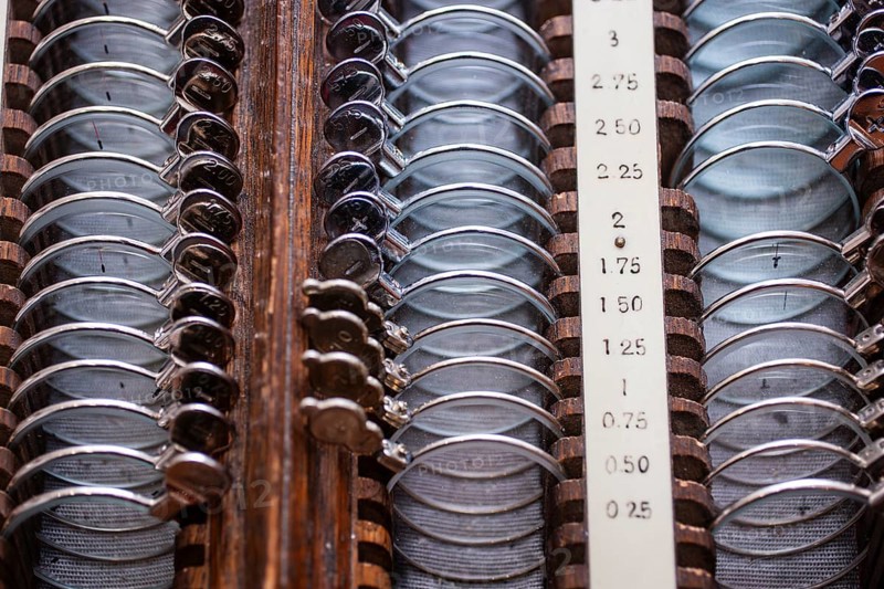Various lenses for determining the diopter at an optician's