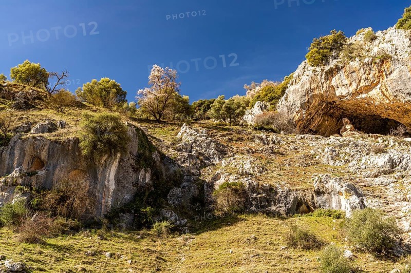 Landscape along the hiking trail of the Rio Bailon near Zuheros