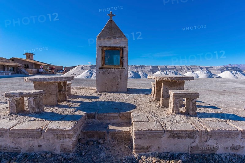 800 sq km salt desert Salinas Grandes