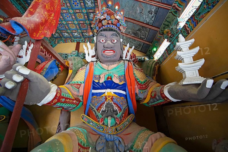 Temple guards at Baekyangsa or Baegyangsa Temple in Naejangsan National Park