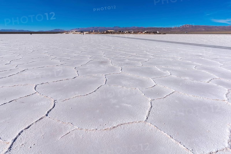 800 sq km salt desert Salinas Grandes