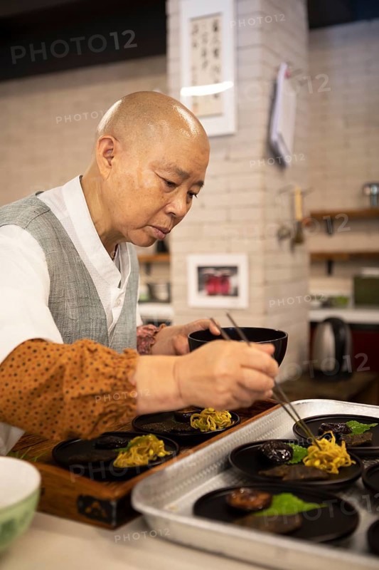 Netflix star cooking nun Jeong Kwan