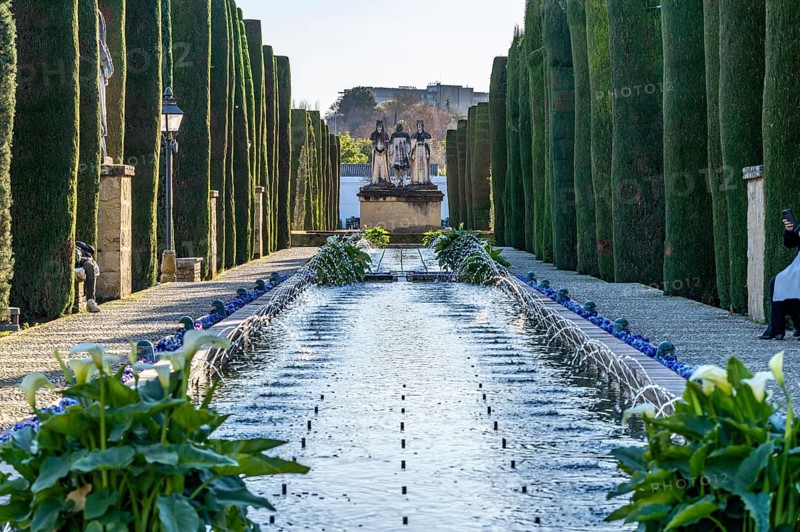 Water basin and fountain at the Promenade of the Kings