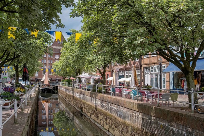 Fleth inner-city watercourse