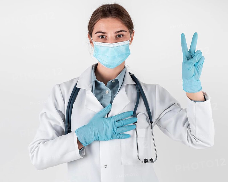 Portrait doctor wearing face mask