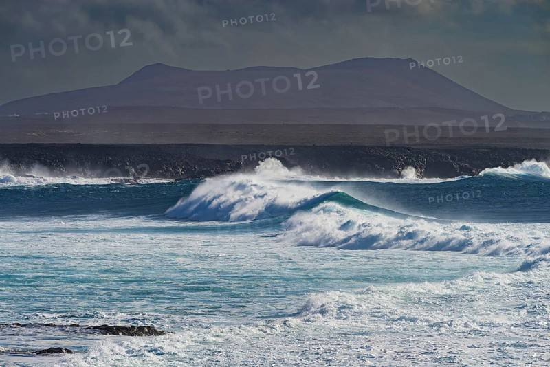 Surf waves