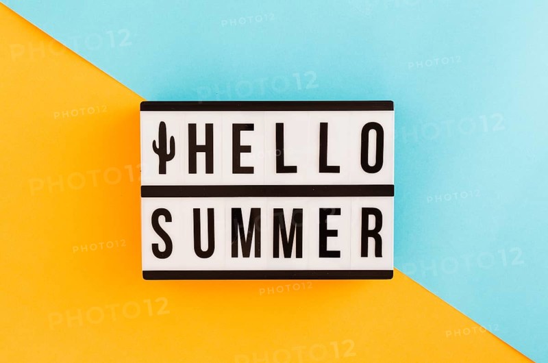Placard with summer text colorful background