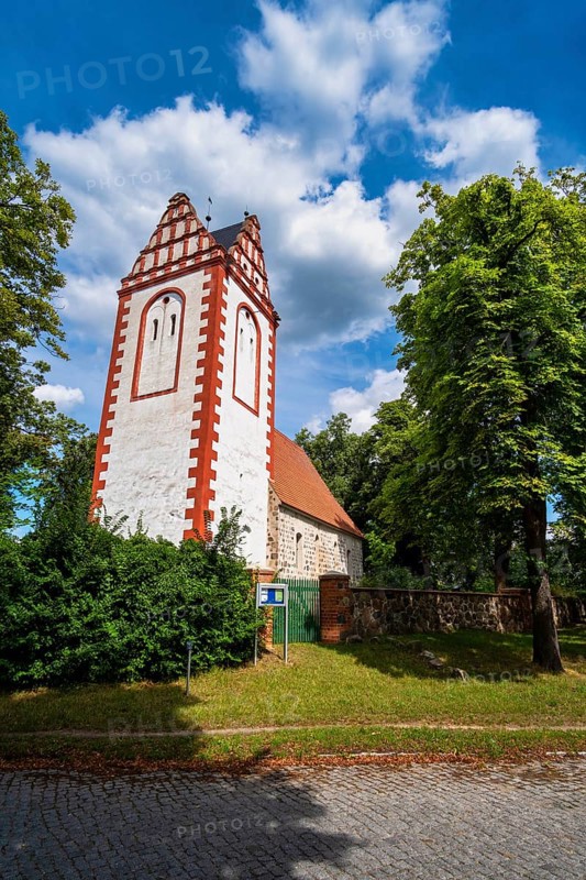 Kliestow village church