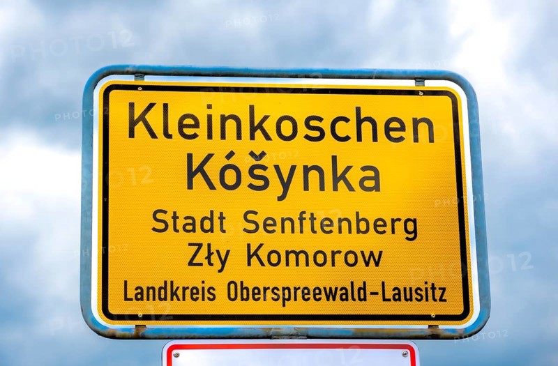 Place-name sign at the Senftenberg district of Kleinkoschen
