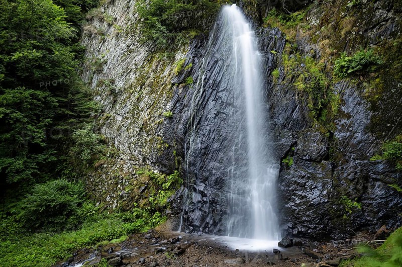 Cascade du Queureuilh waterfall