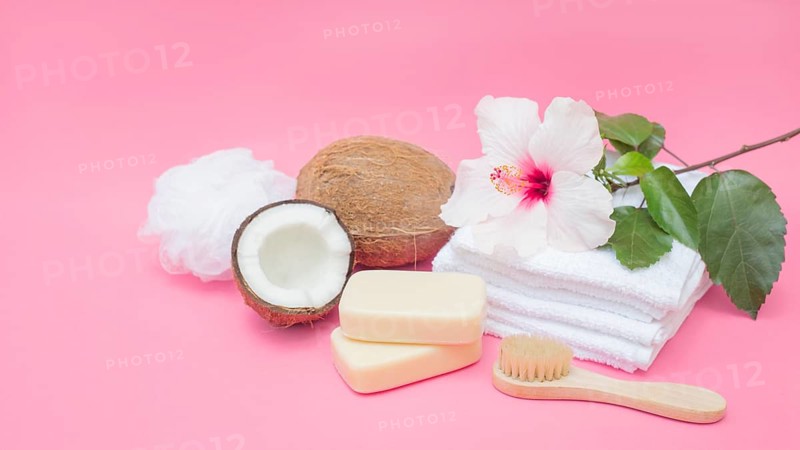 Soap brush coconut sponge flower towels pink backdrop