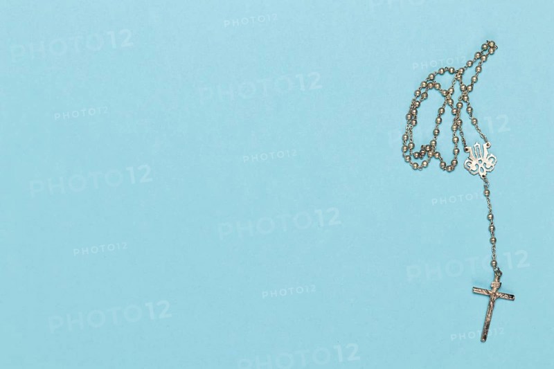 Copy space holy necklace table
