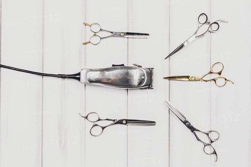 Haircut machine scissors