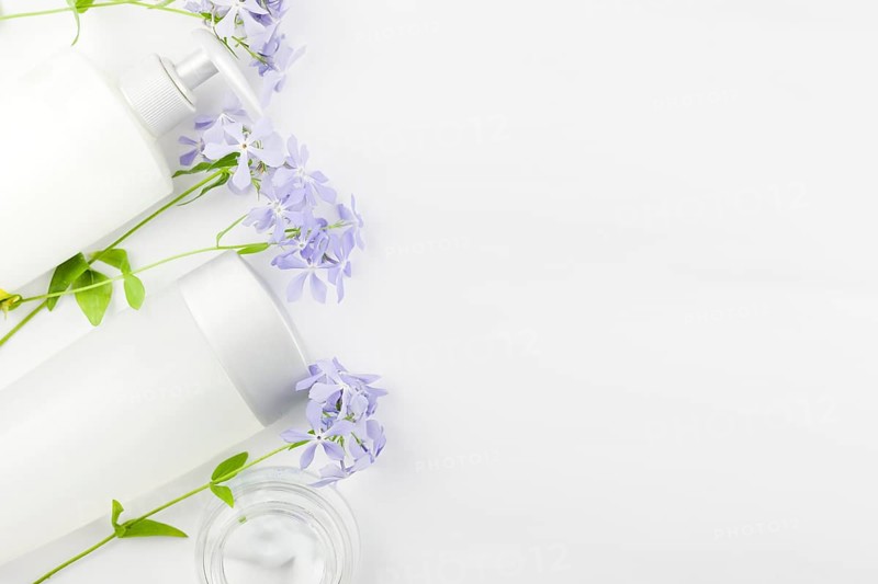 Pastel composition cosmetics flowers