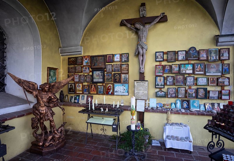 Votive tablets in the pilgrimage church of Maria Himmelfahrt in Sammarei