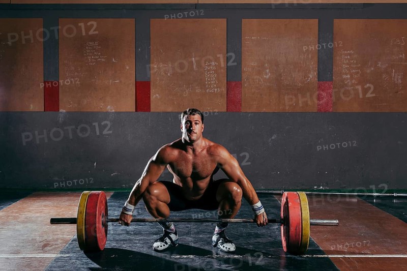 Man doing bodybuilding