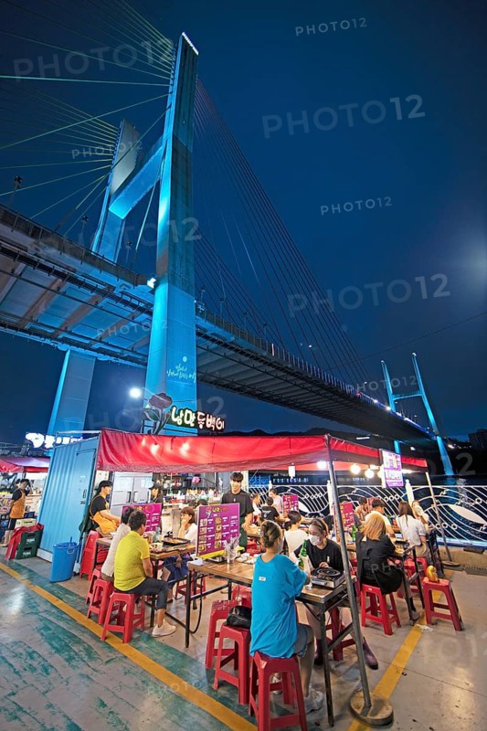Nangman Pocha night market under Dolsan Bridge
