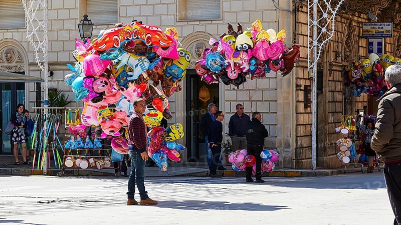 Balloon seller
