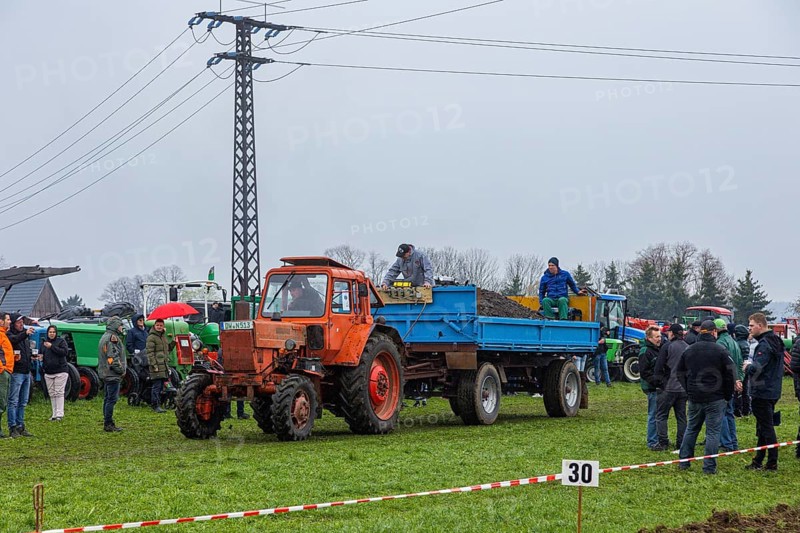 Tractor Pulling