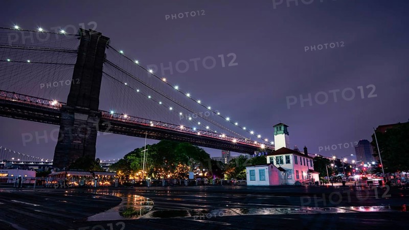 Night views on DUMBO
