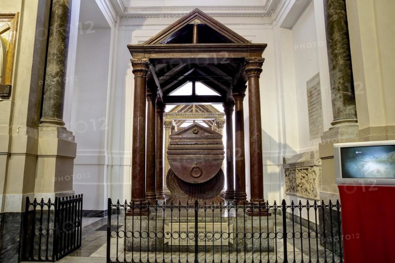 Porphyry sarcophagus
