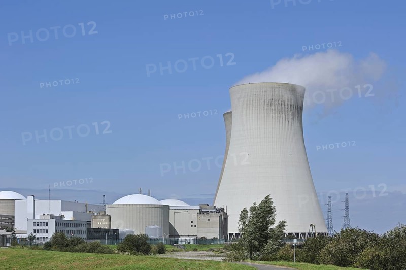 Cooling towers of the Doel Nuclear Power Station along the river Scheldt at Kieldrecht