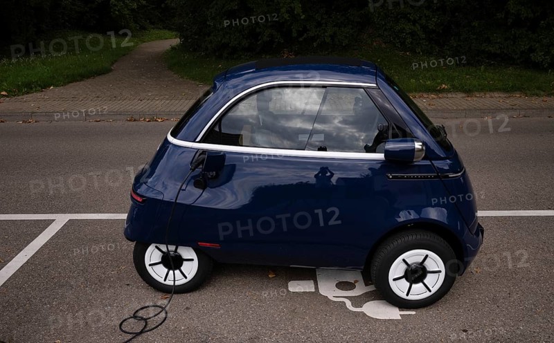 E-light vehicle