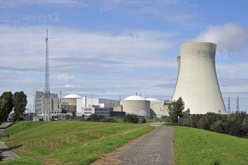 Cooling towers of the Doel Nuclear Power Station along the river Scheldt at Kieldrecht